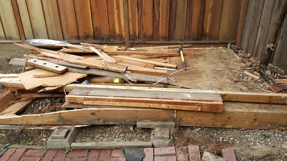 Slide of 7 Day Pick Up & Go Hauling