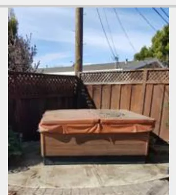 7 Day Pick Up & Go Hauling Logo