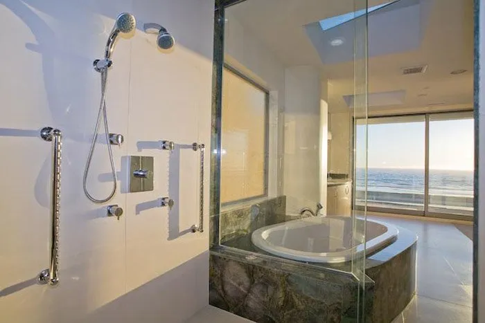 Slide of 805 Plumber