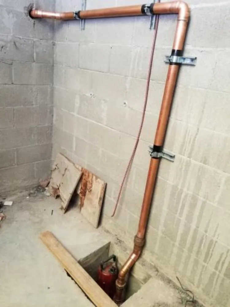 Slide of 805 Plumbing and Heating