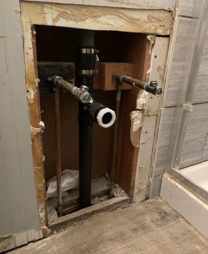 Slide of 805 Plumbing