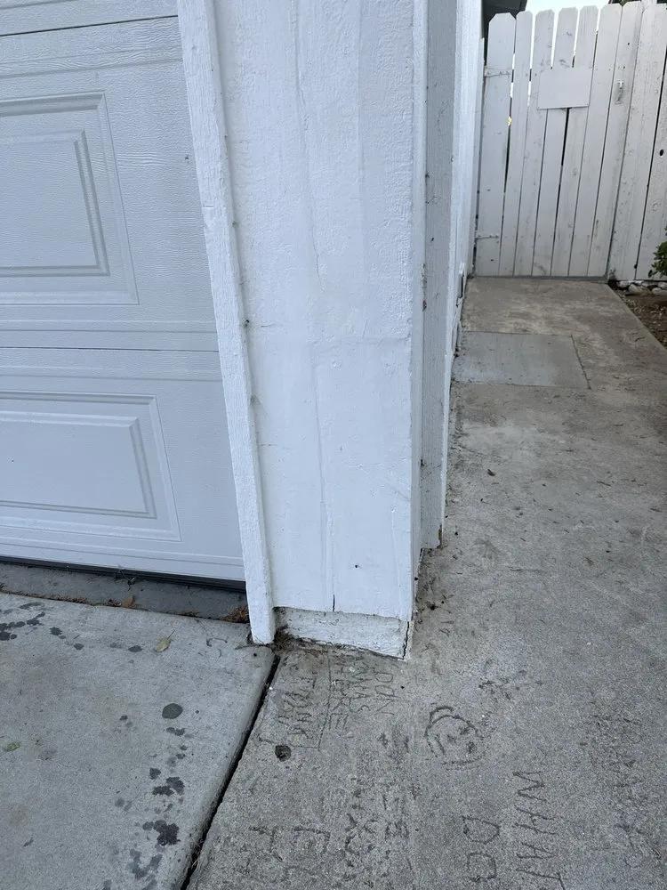 Slide of 818 Handyman