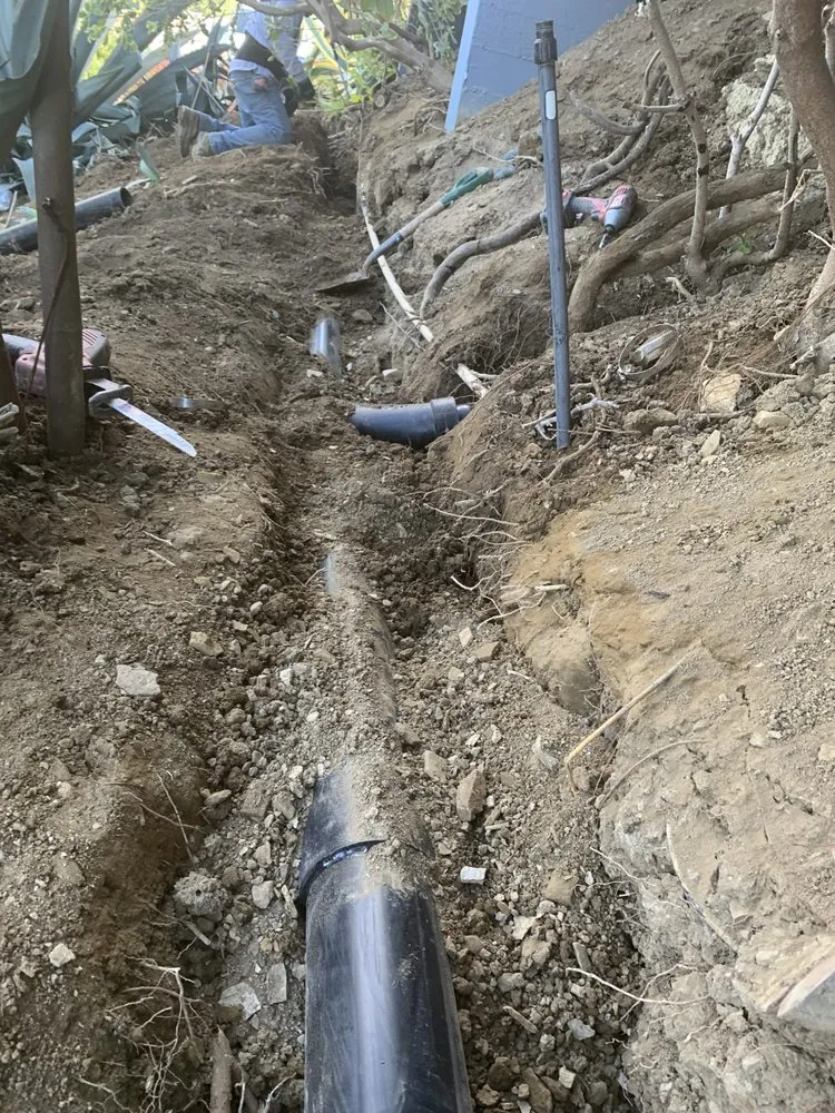 Slide of 818 Jays Plumbing