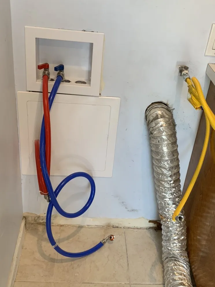 Slide of 818 Jays Plumbing