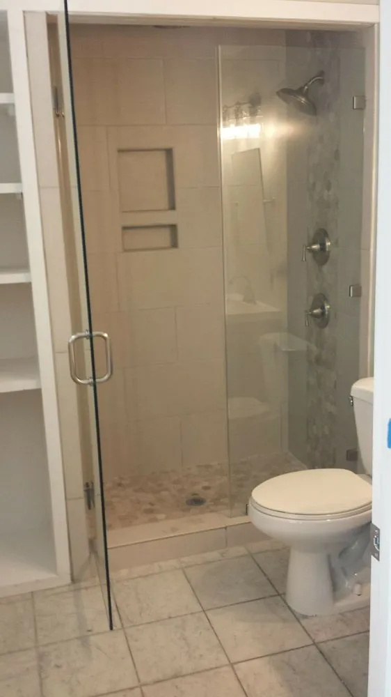 Slide of 843 Plumber