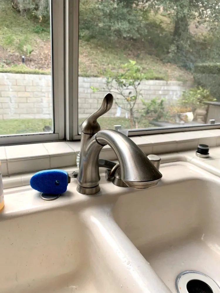 Slide of 911 Plumbing & Drain Rescue