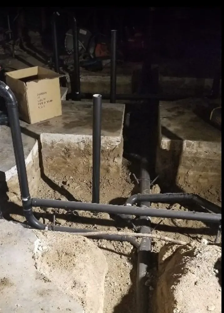 Slide of 911 Plumbing & Rooter