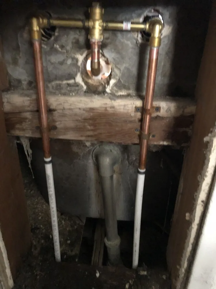 Slide of 911 Plumbing Heating & Air Conditioning