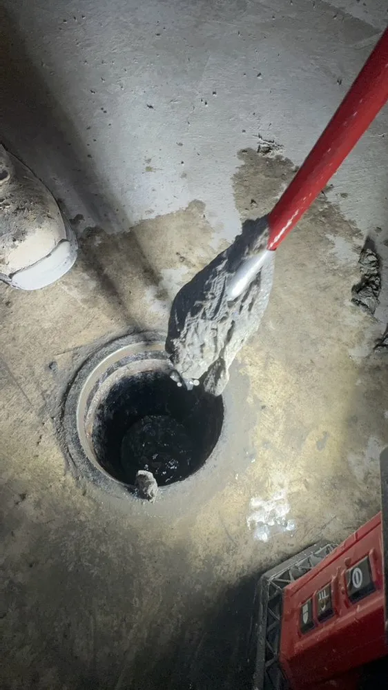 Slide of 911 Service Plumbing