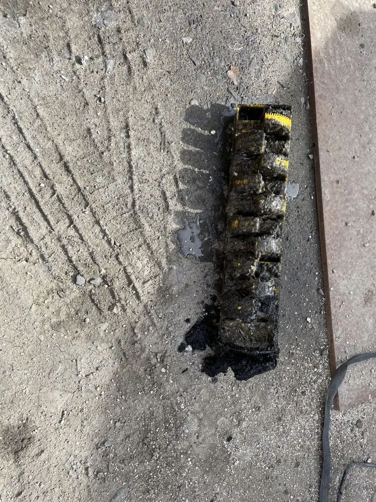 Slide of 951 Plumbing