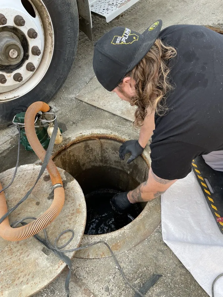 Slide of 951 Plumbing