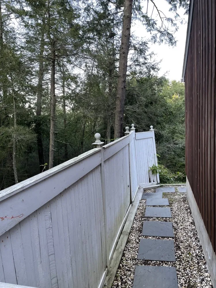 Professional leak detection for homes in New York, NY by A & I Handyman & Home Improvement