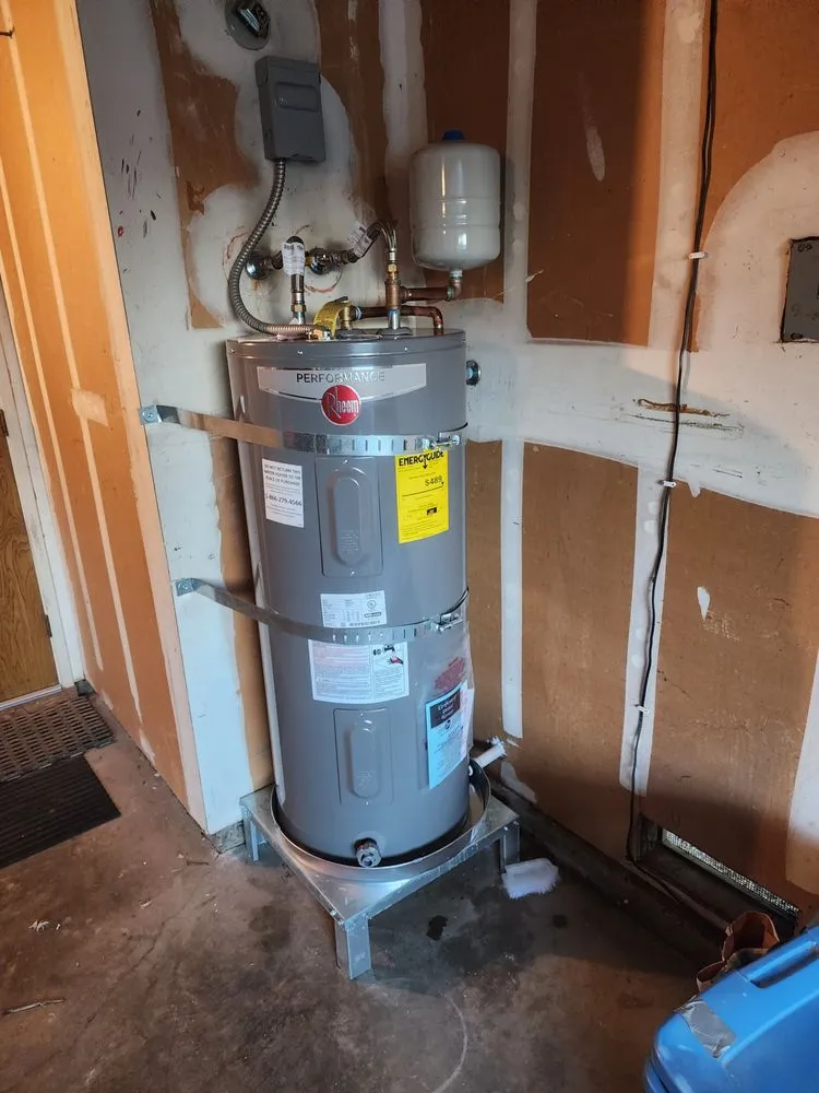 Slide of A & R Plumbing Service