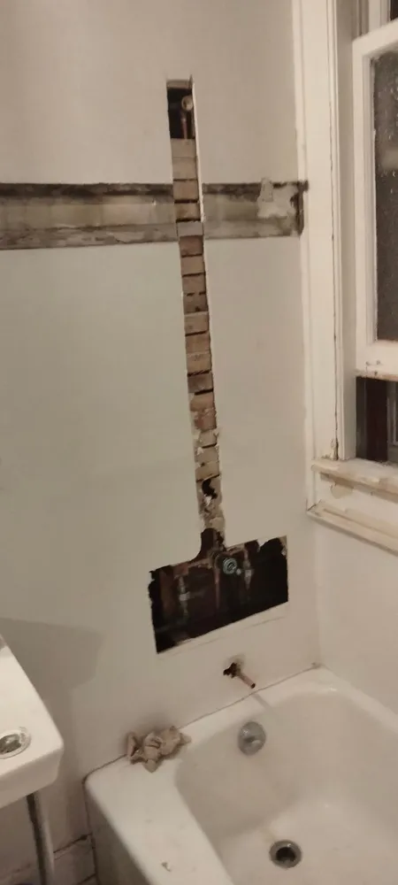 Slide of A 2 Z Pro Handyman