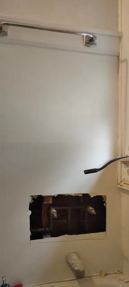 Slide of A 2 Z Pro Handyman