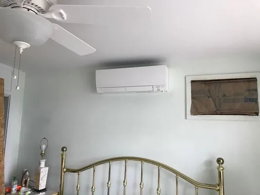 A C E Lake Service Logo