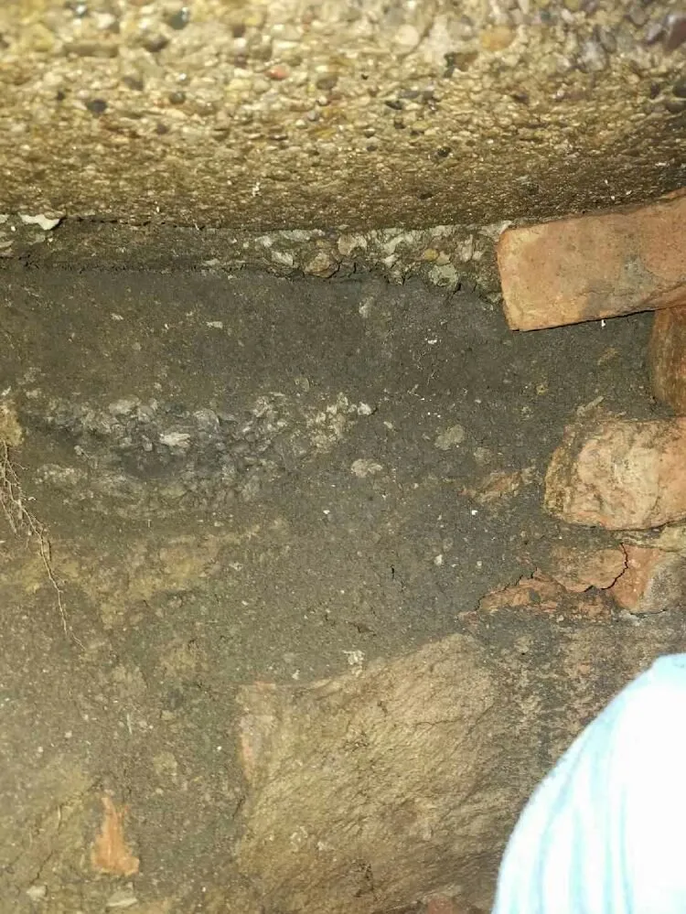 Slide of A Local Plumbing And Sewer Service