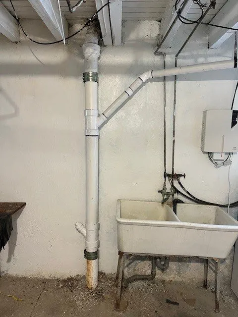 Slide of A Sharp Contracting