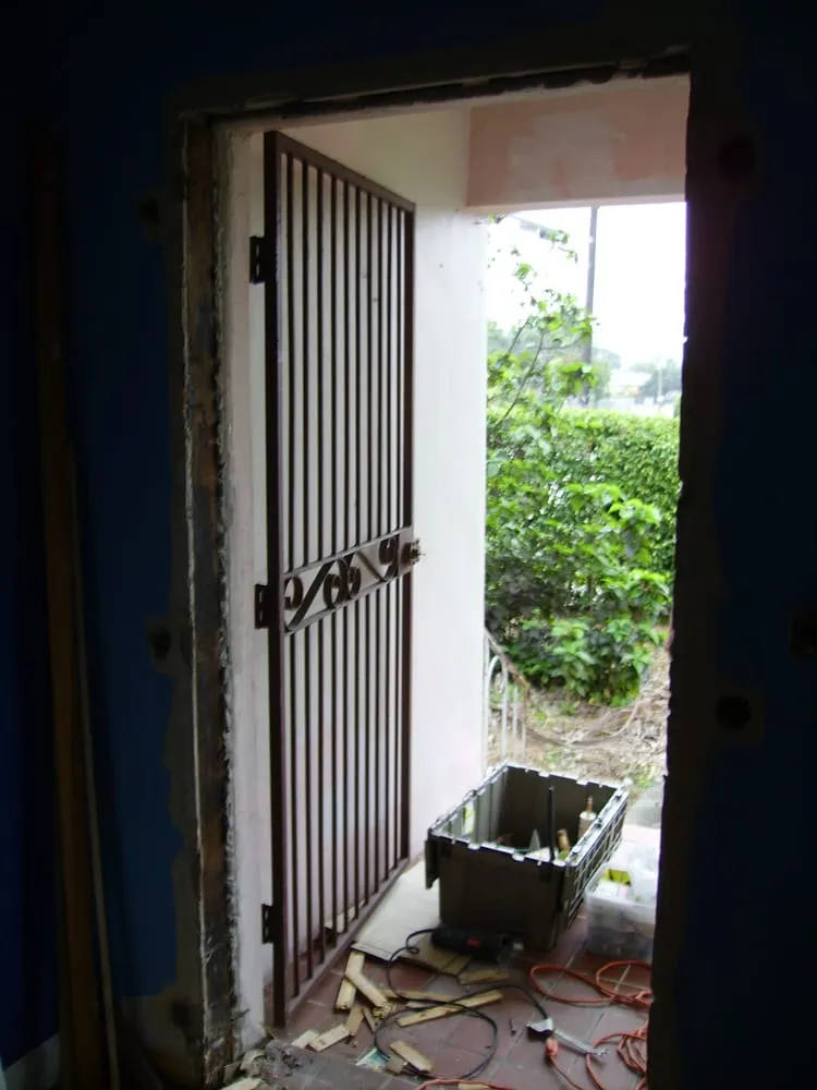 Slide of A1 America's Handyman