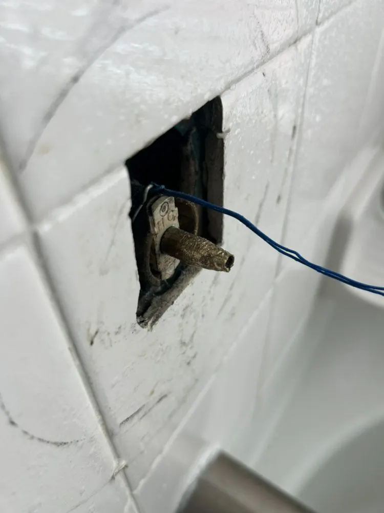 Slide of A2Z Rooter & Plumbing