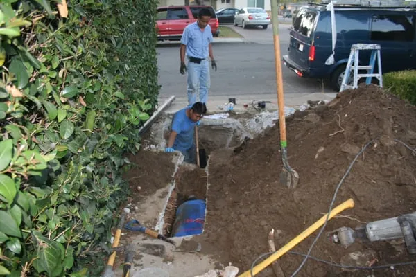 AAA Plumbing & Construction Logo