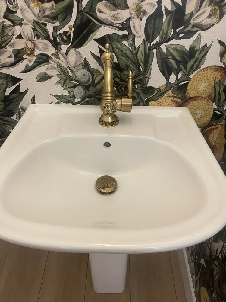 Trusted leak detection experts serving Los Angeles, CA - Aadar Plumbing Gas and Renovations