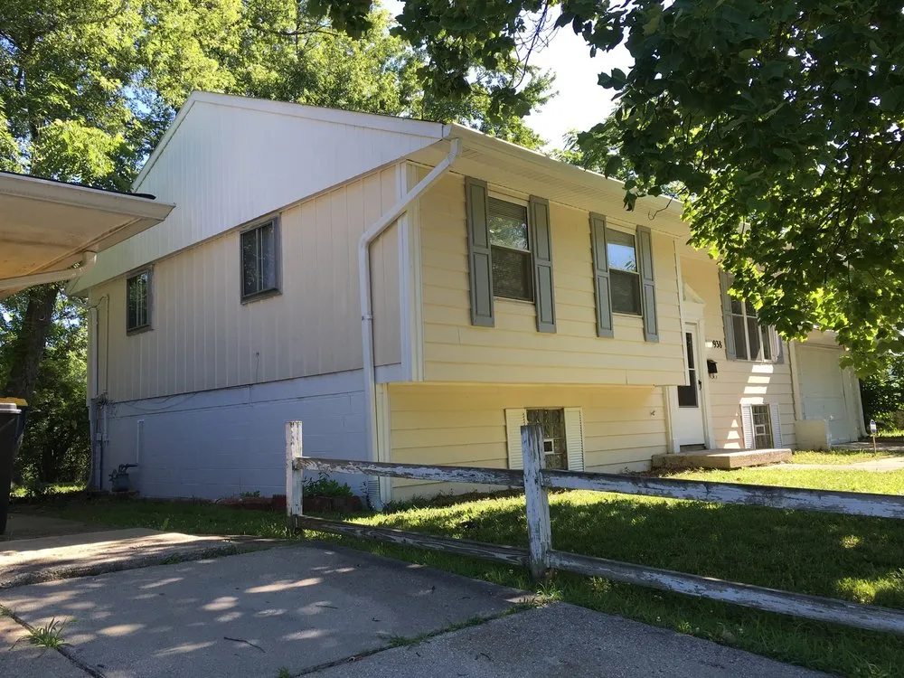 Slide of AB&F Construction