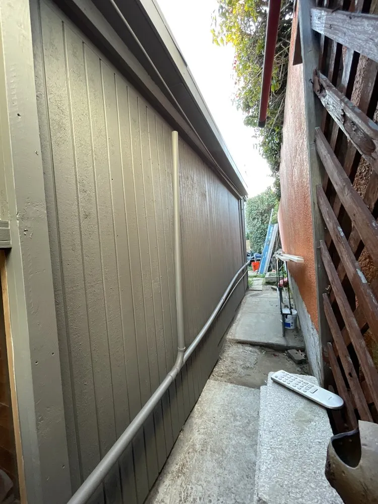 Slide of Absolutely Handy