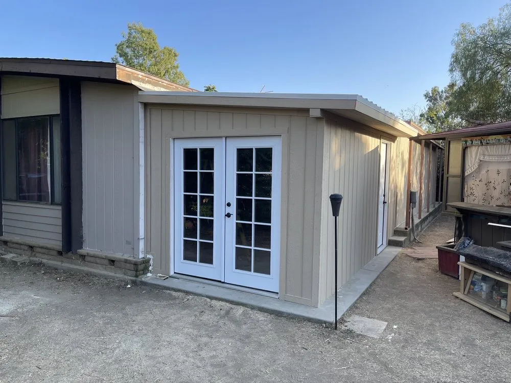 Slide of Absolutely Handy