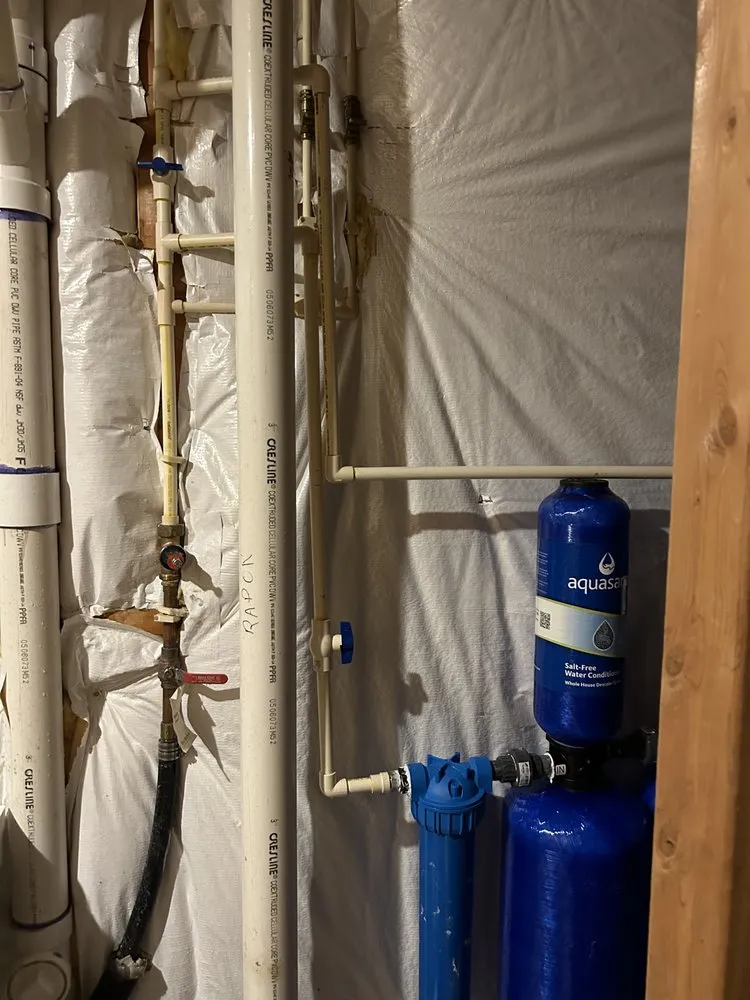 Slide of Abu Handyman