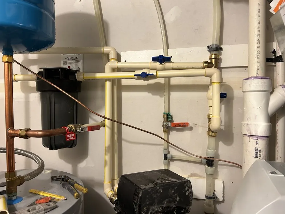 Slide of Abu Handyman