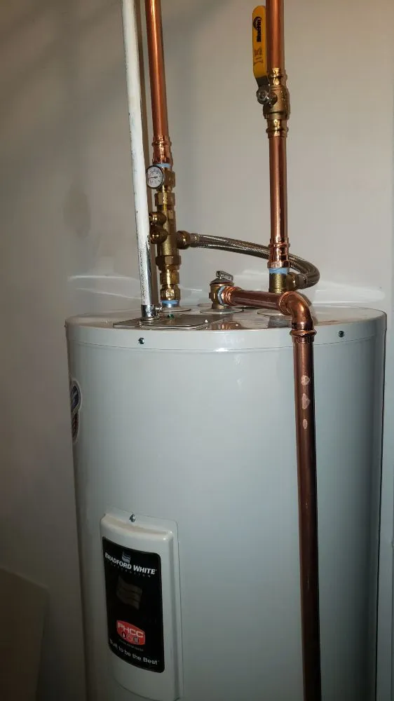 Top-rated water heater service service in Des Plaines, IL - ABV Plumbing