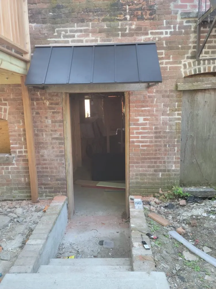 Slide of Acacia Remodeling