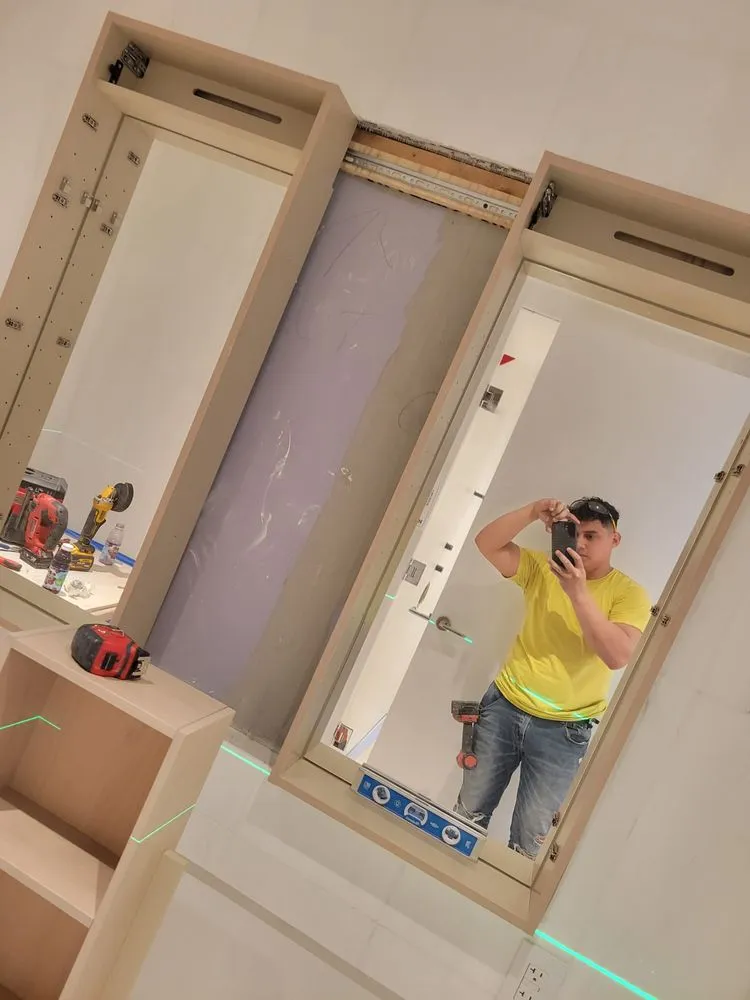 Slide of Acacia Remodeling