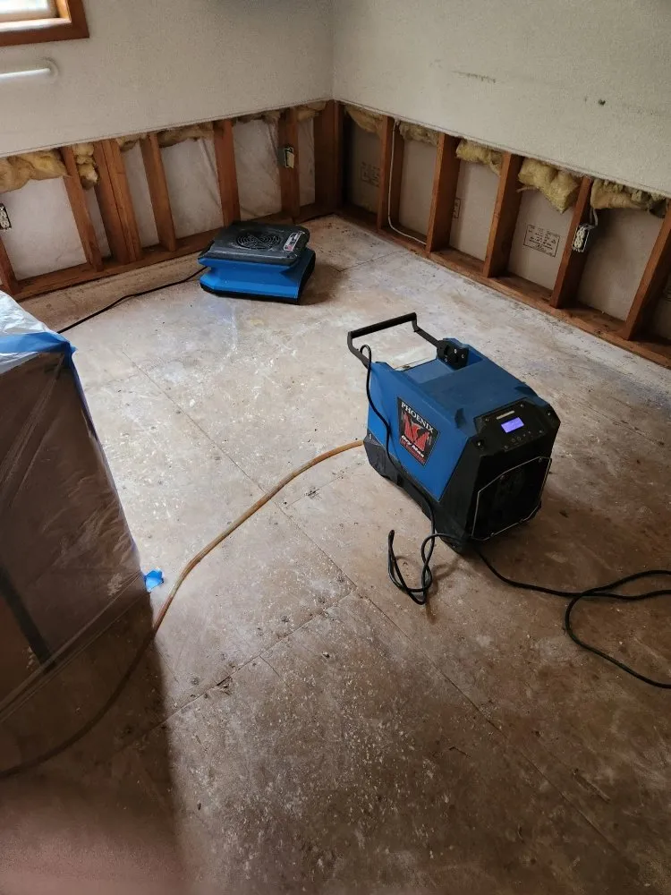 Slide of Ace Flood Response