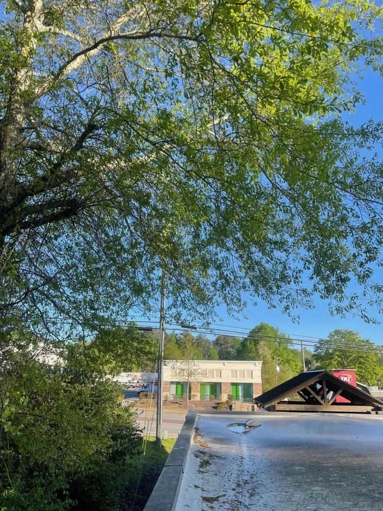 Slide of Ace Maintenance & Repairs