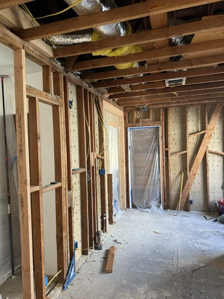 Trusted emergency plumbing for homes in San Fernando Valley, CA by Acevedos Construction