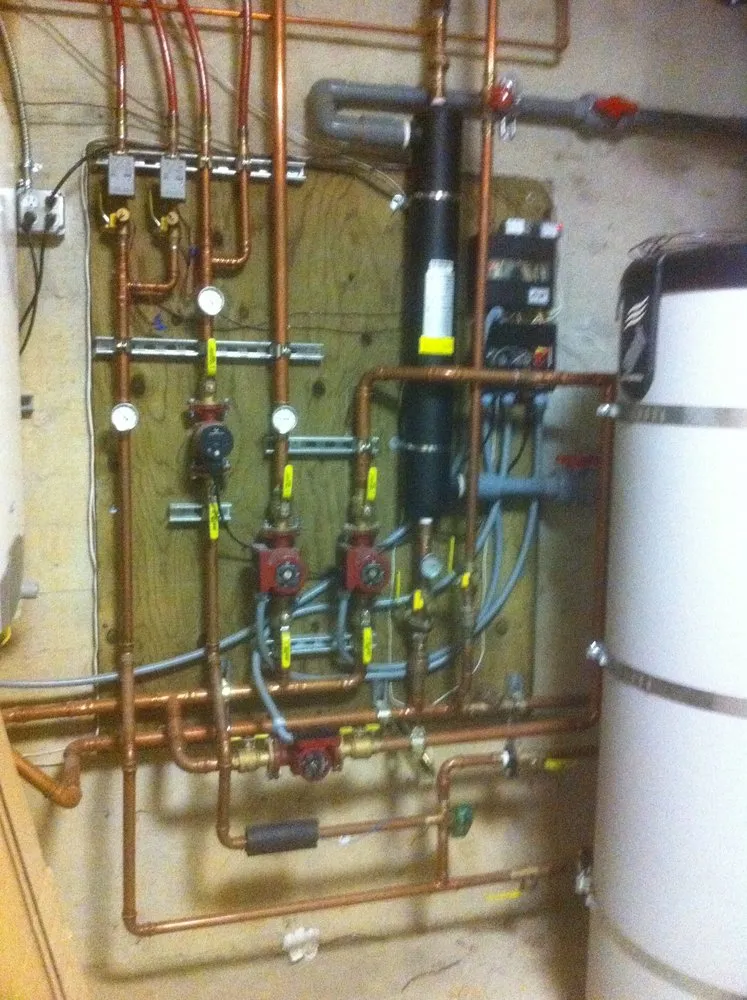 Slide of ACL Inc. Andrew Carothers-Liske