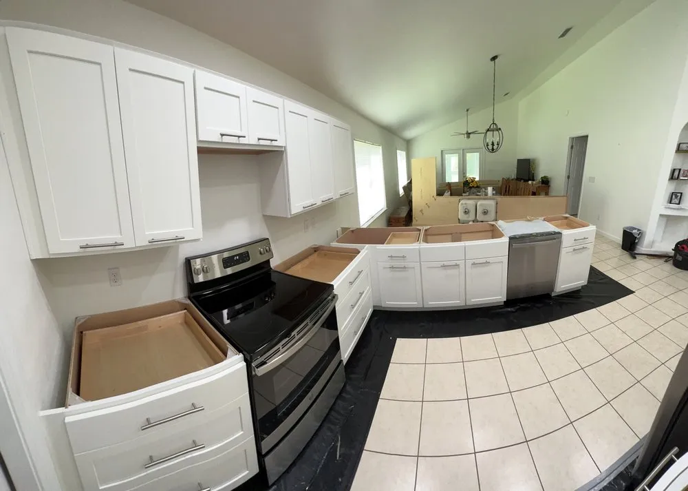 Slide of Action Handy Man