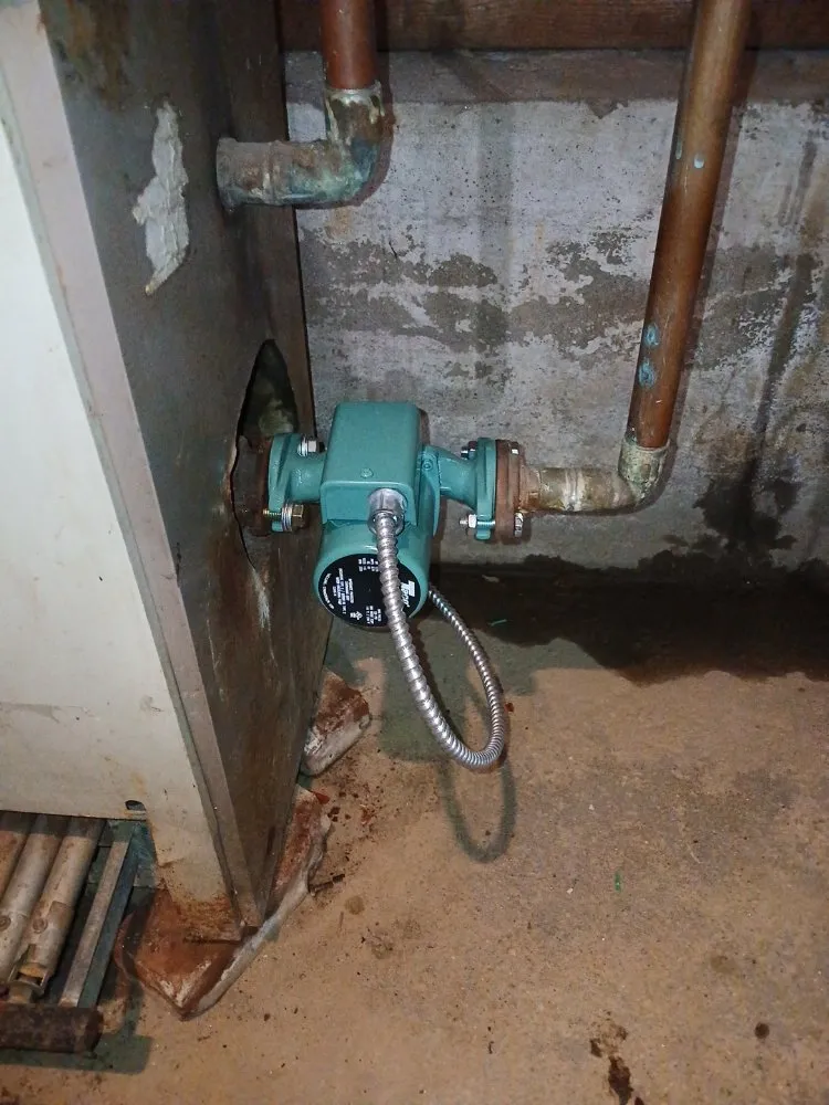 Slide of Acxel Carpentry