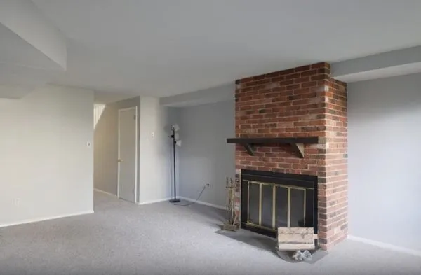 Adams Multiples Service Logo