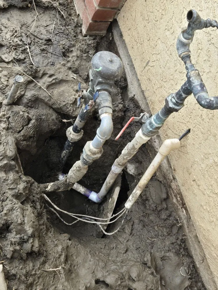 Affordable water heater service in Bakersfield, CA by Advanced Plumbing Service