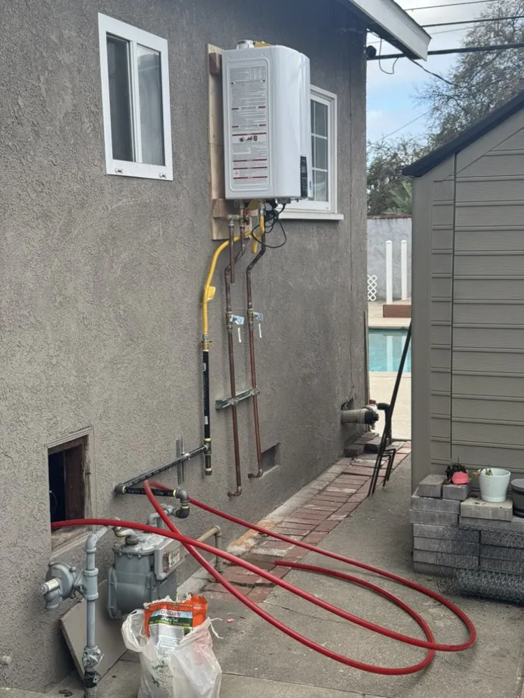 Slide of Advantage Plumbing & Drain