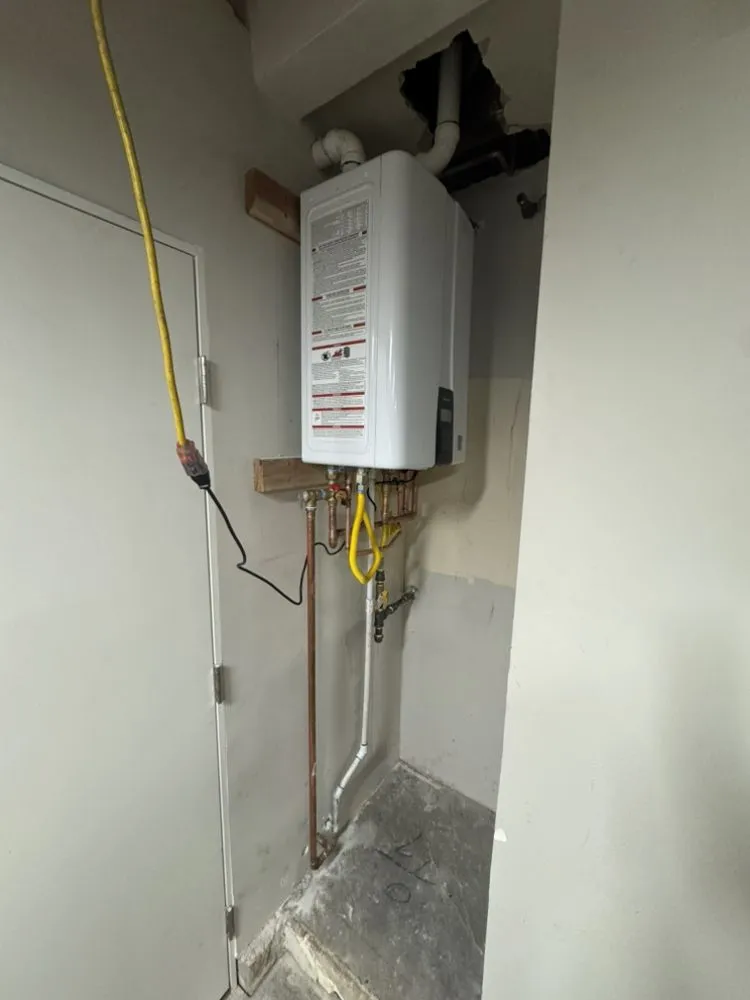 Slide of Advantage Plumbing & Drain