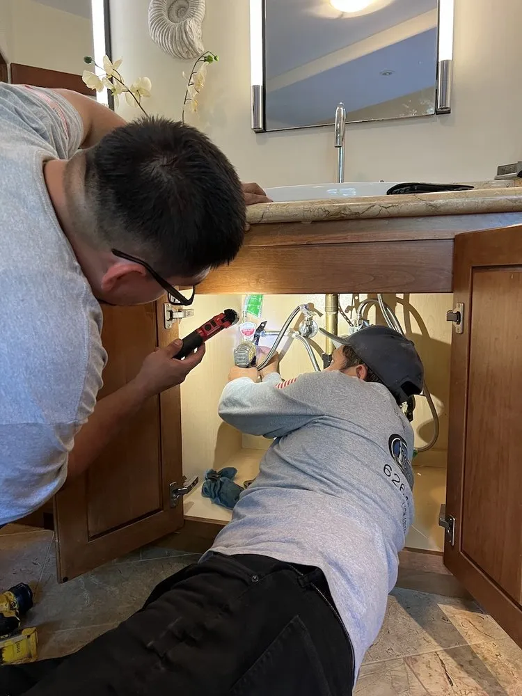 Reliable water heater service experts serving Montrose, CA - Advantage Plumbing & Rooter