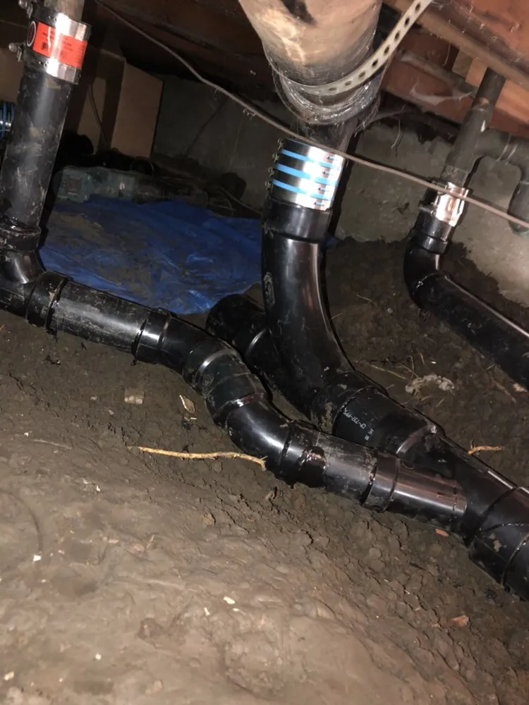 Professional emergency plumbing service in Oakland, CA - AdvantEdge Plumbing