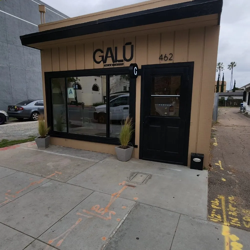 Slide of Aesthetic Construction and Remodels