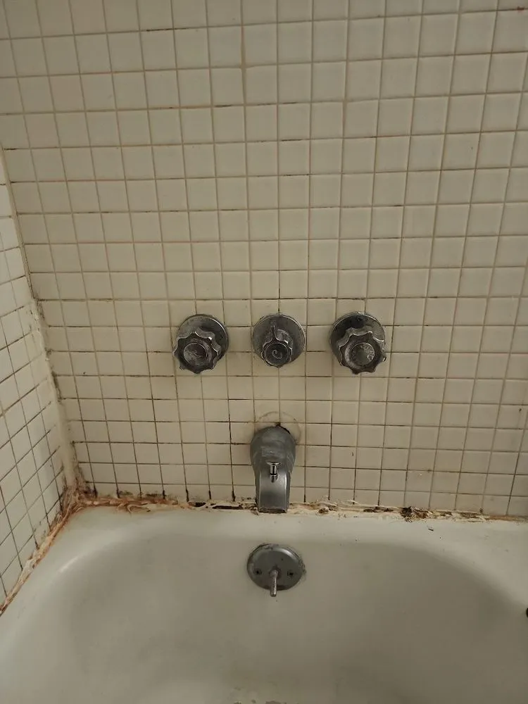 Slide of Affordable Handyman with Experience