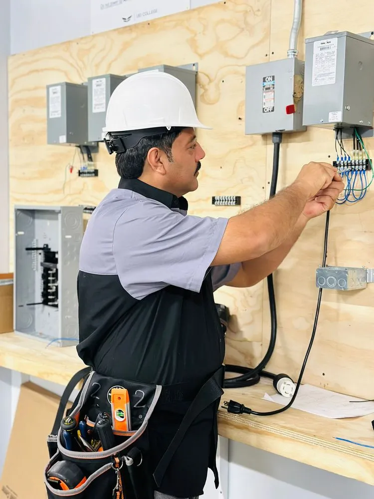 Slide of AFG Repairing Service