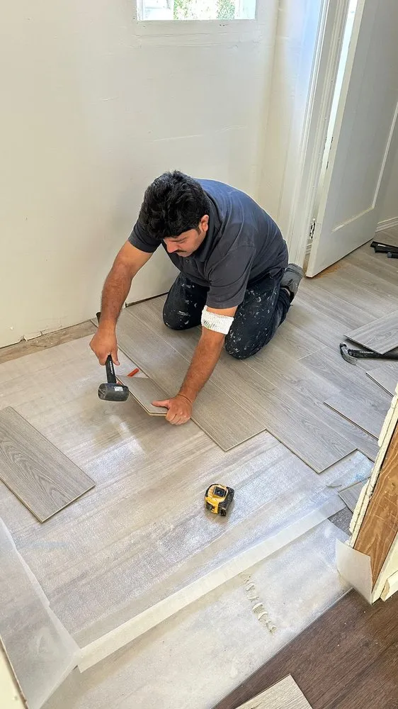 Slide of AFG Repairing Service